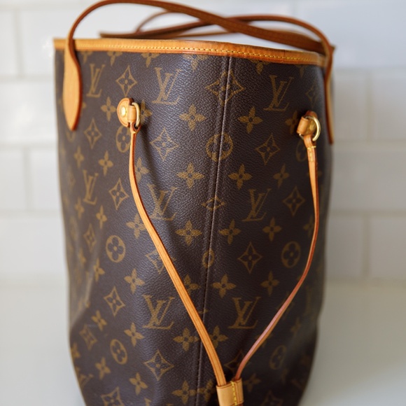Louis Vuitton Neverfull MM Tote PURCHASED AT PARIS CHAMPS ÉLYSÉES FLAGSHIP - Picture 5 of 16